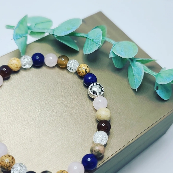 Lapis Lazuli, Jasper, Quartz bracelet - Picture 3 of 3